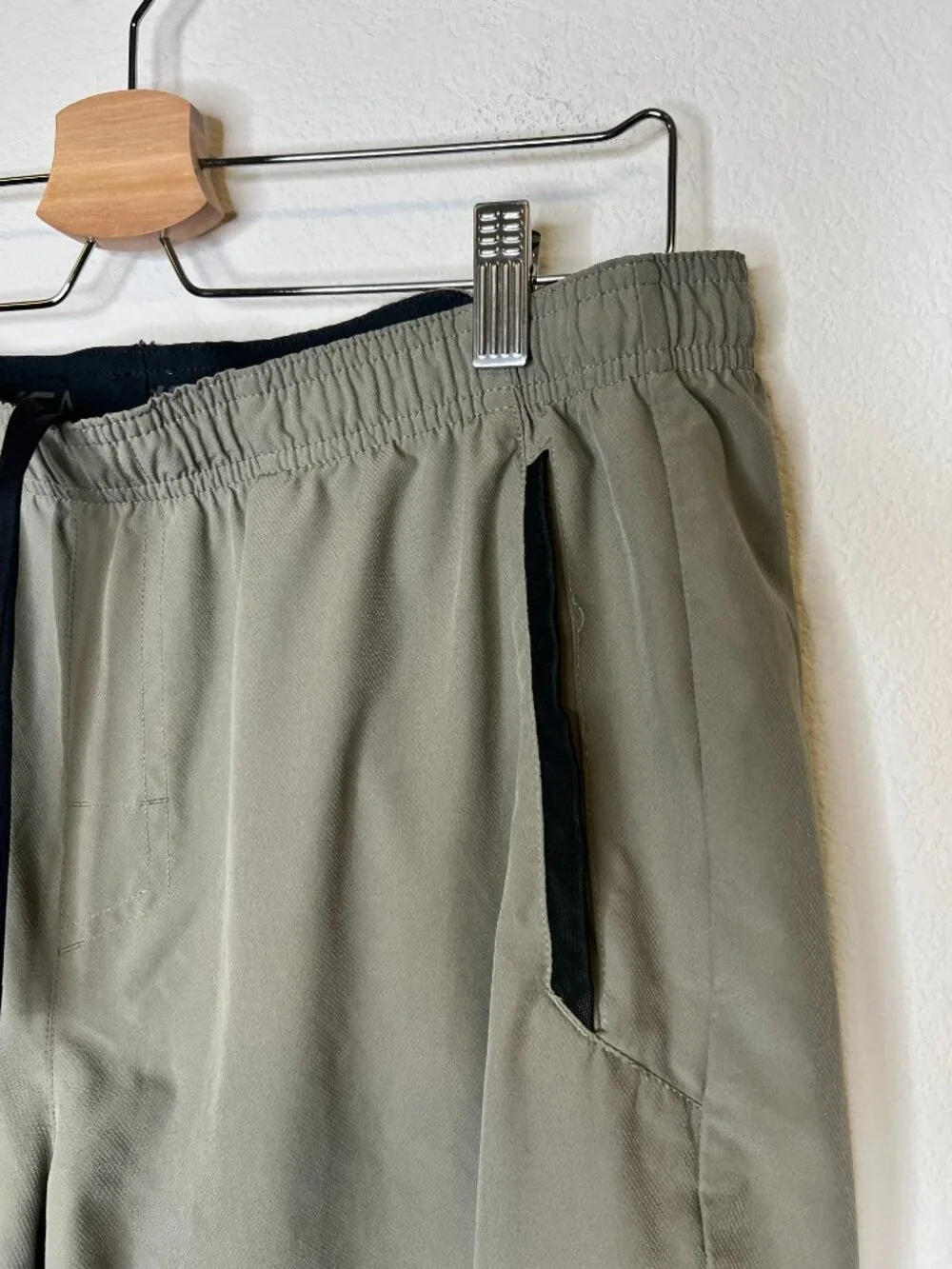RVCA VA Men's Athletic Shorts XL